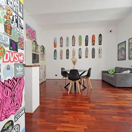 Vatican Skate House * روما