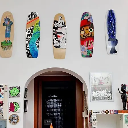 Vatican Skate House شقة *