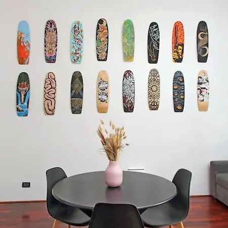 Vatican Skate House Διαμέρισμα *